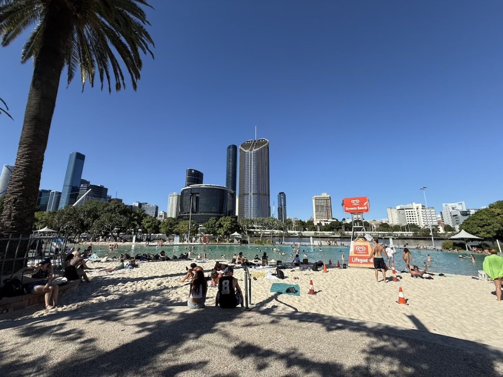 Street Beach, Brisbane