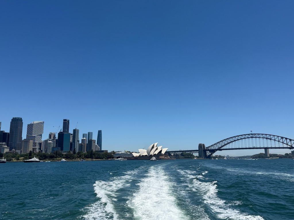 Ferry to Manly, NSW - Sydney travel guide